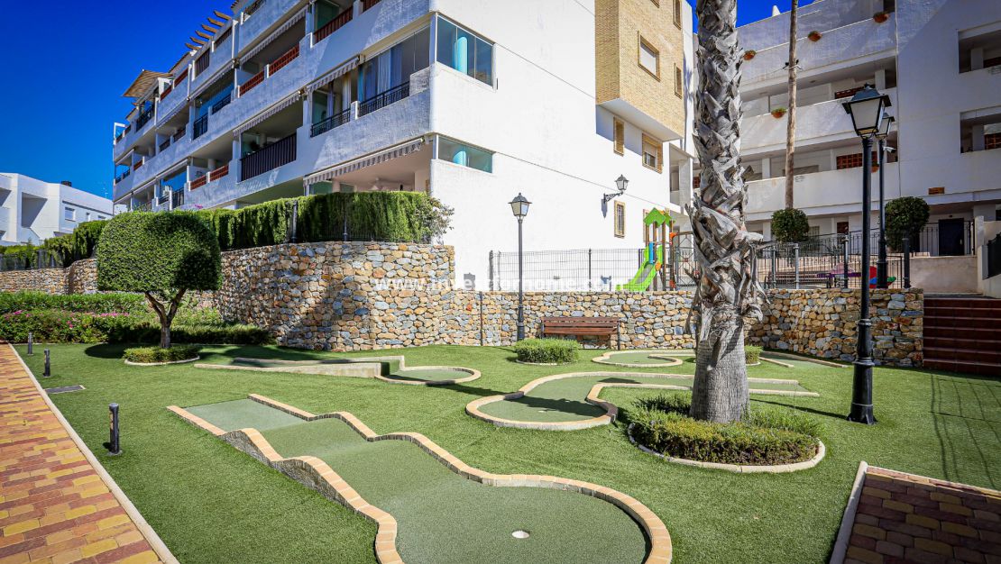 Linnea Sol, Villamartin, Orihuela Costa, La Zenia, La Fuente, Costa Blanca