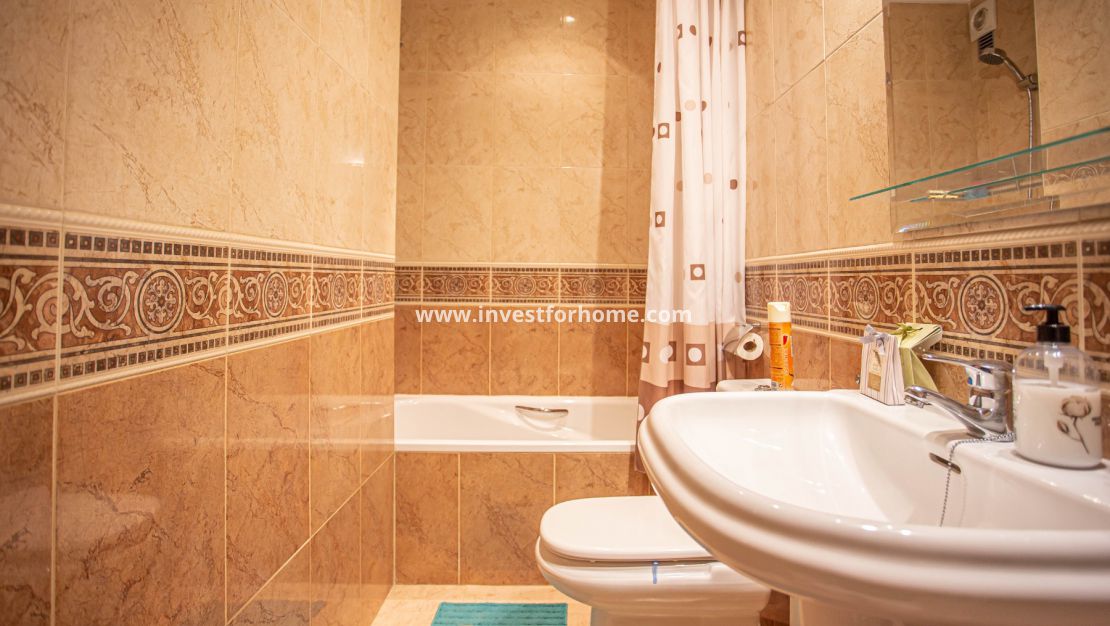 Lomas de Campoamor, Lomas de Campoamor Golf, Orihuela Costa, Dehesa de Campoamor, Las Ramblas, Villamartin, Verdemar