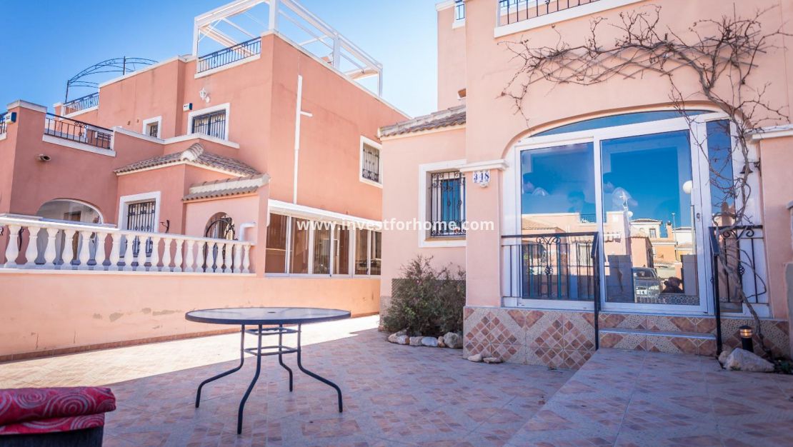 Los Montesinos La herrada Alicante