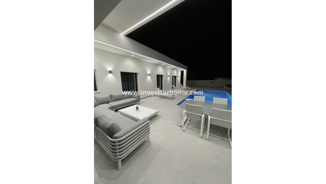 New Build - detached - La Romana