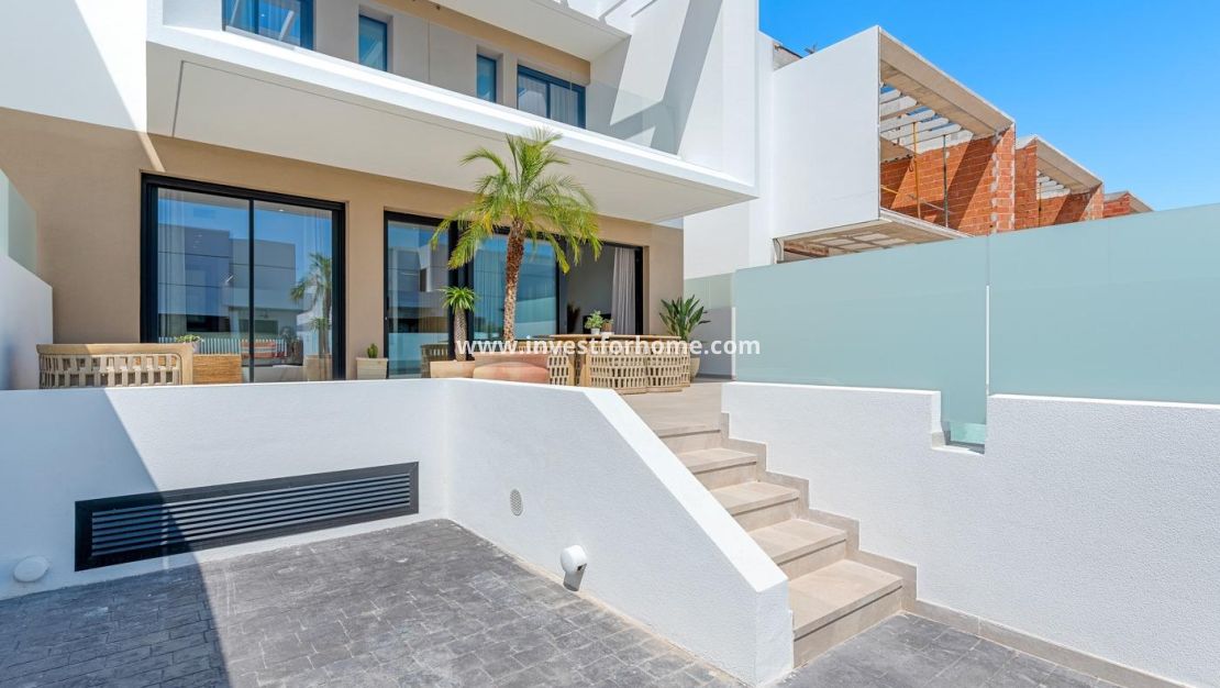 New Build - House - Dolores