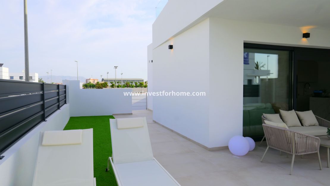 New Build - House - Dolores