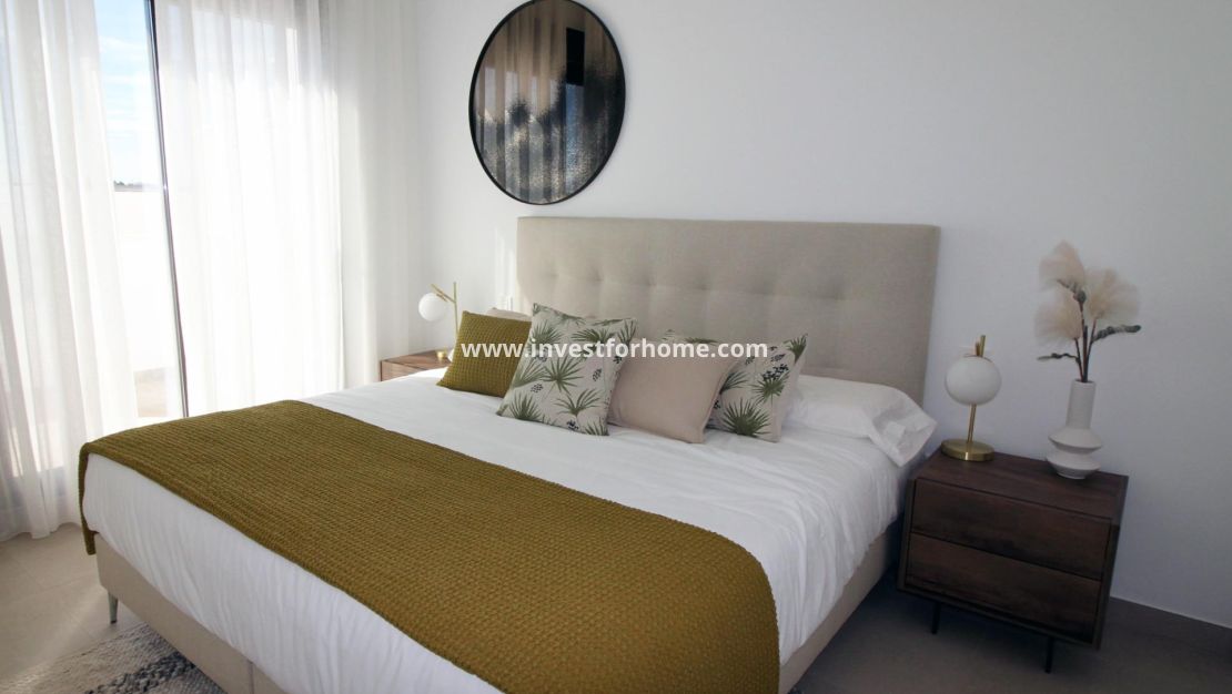 New Build - House - Pilar de la Horadada - parque Andromeda