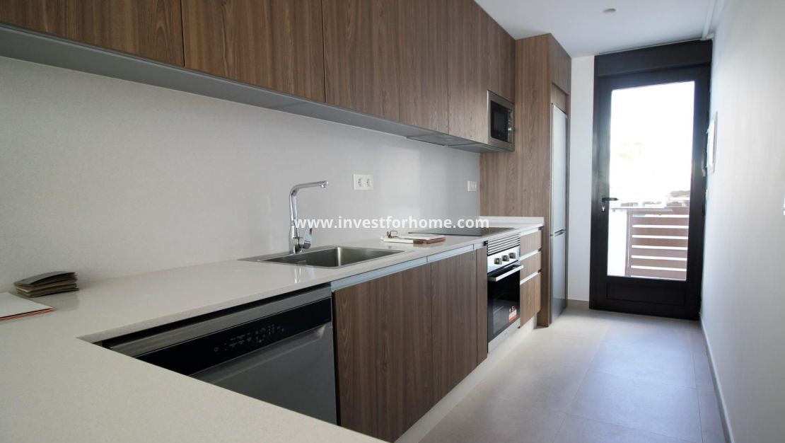 New Build - House - Pilar de la Horadada - parque Andromeda