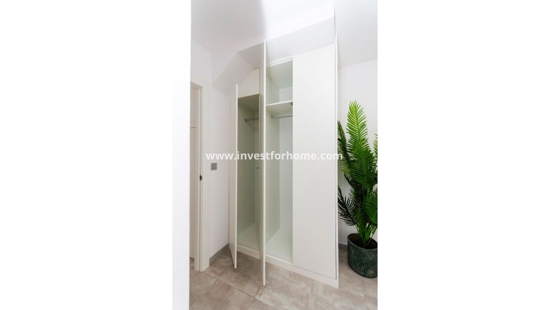 New Build - terraced - Torrevieja - Centro