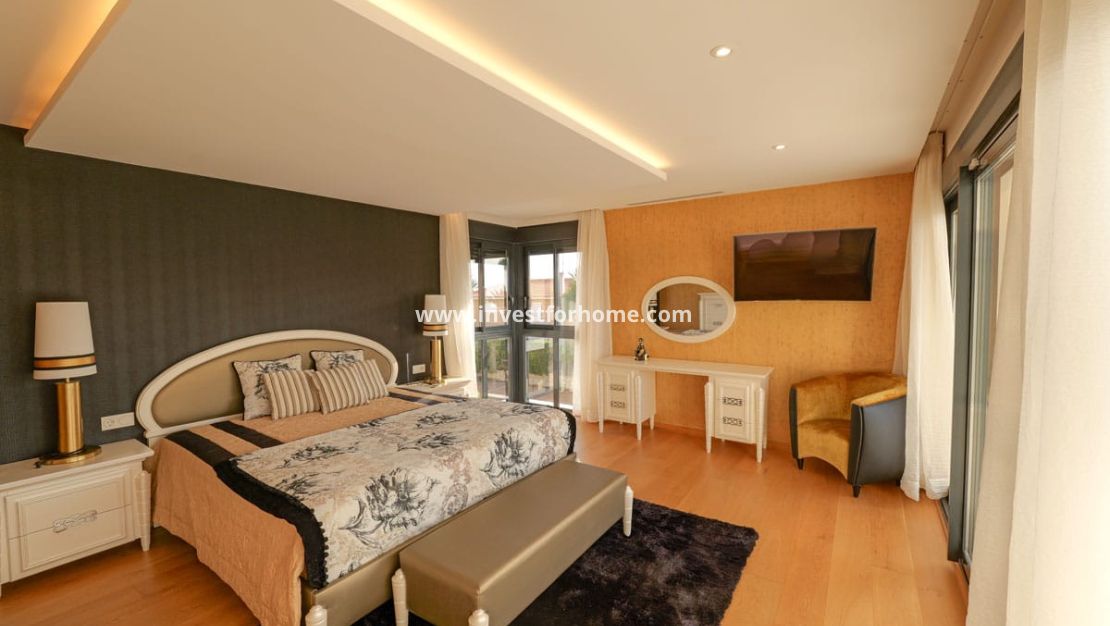 New Build - Villa - Torrevieja - Centro