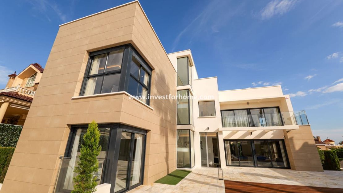 Nieuwbouw - Villa - Torrevieja - Centro