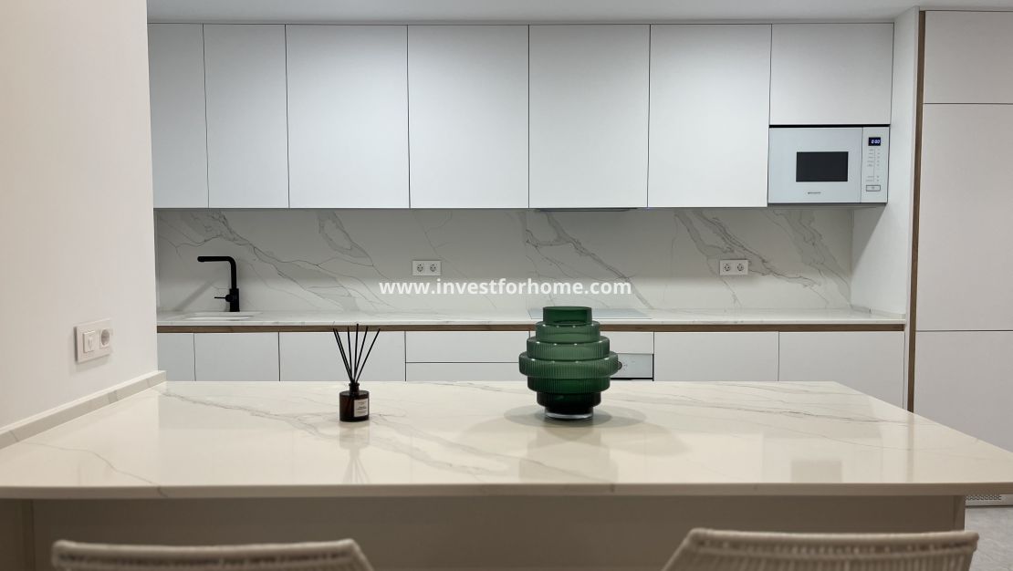 Nouvelle construction - ground-floor - Torrevieja - Centro