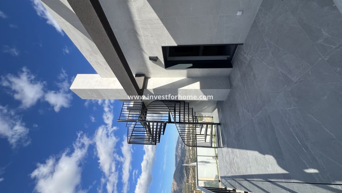 Nouvelle construction - Maison - Polop