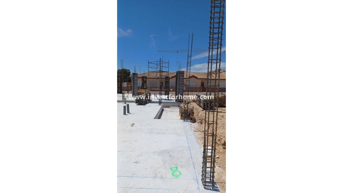 Nouvelle construction - Maison - Roldan