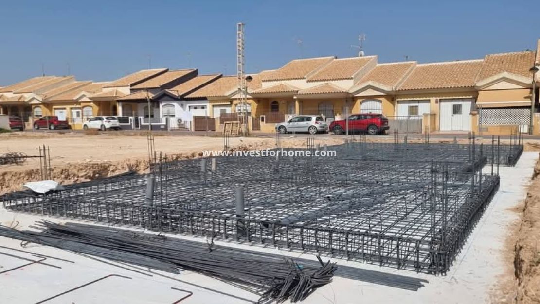 Nouvelle construction - Maison - Roldan