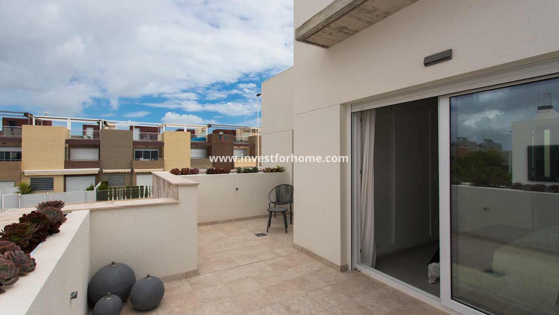 Nouvelle construction - Maison - Torrevieja - Nueva Torrevieja - Aguas Nuevas