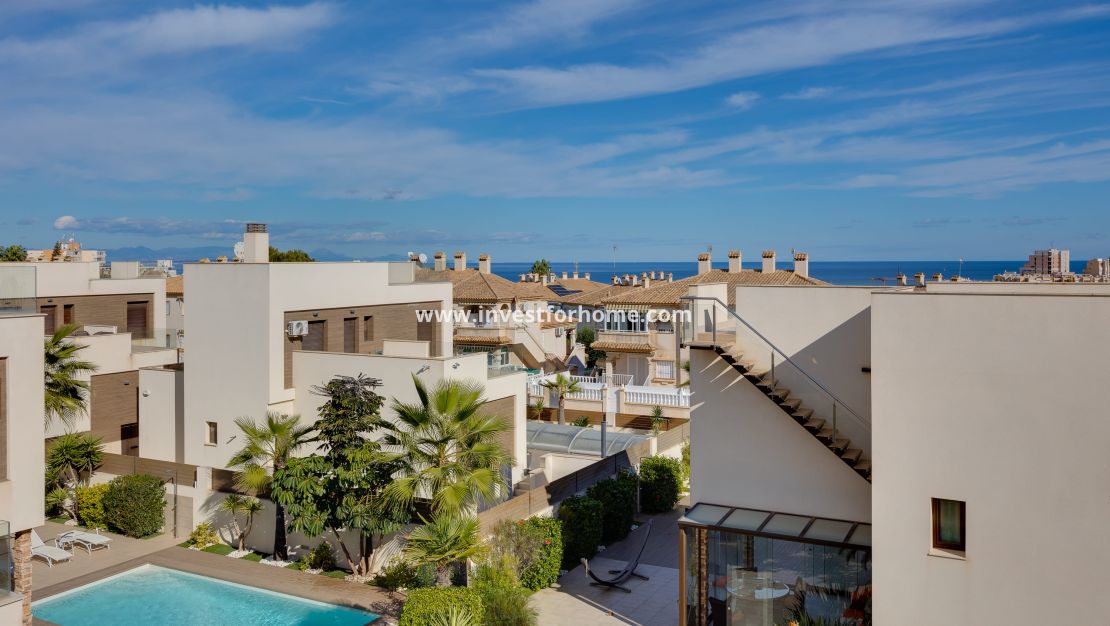 Nouvelle construction - terraced - Torrevieja - Centro