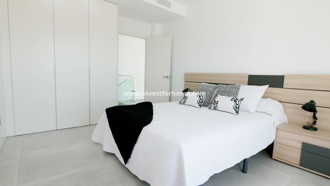 Nouvelle construction - Villa - La Marina