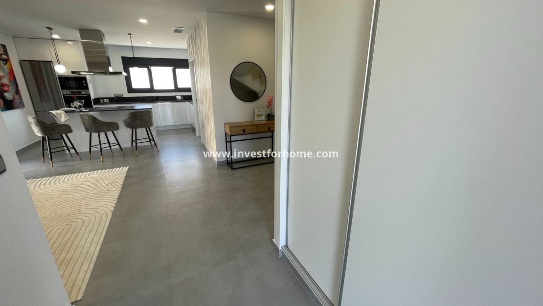 Nouvelle construction - Villa - Torrevieja - Centro