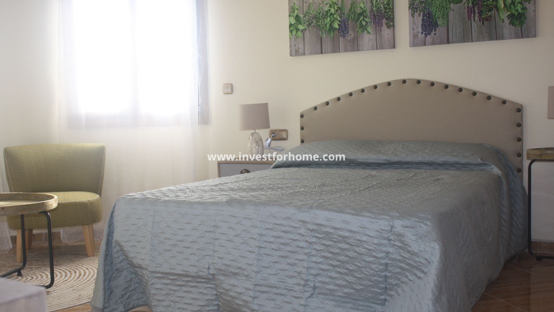 Nouvelle construction - Villa - Torrevieja - Centro