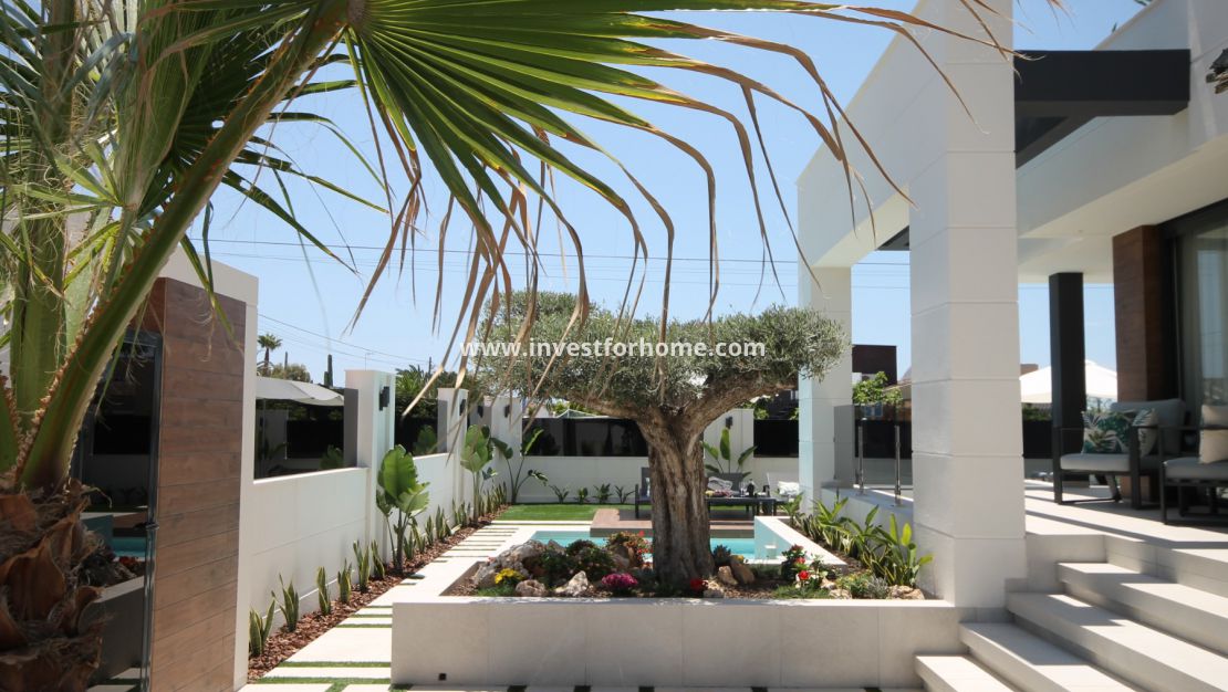Nouvelle construction - Villa - Torrevieja - La Siesta-El Chaparral