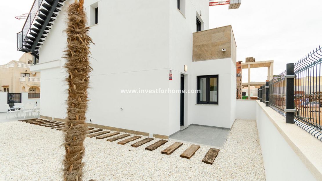 Nouvelle construction - Villa - Torrevieja - Torreta Florida