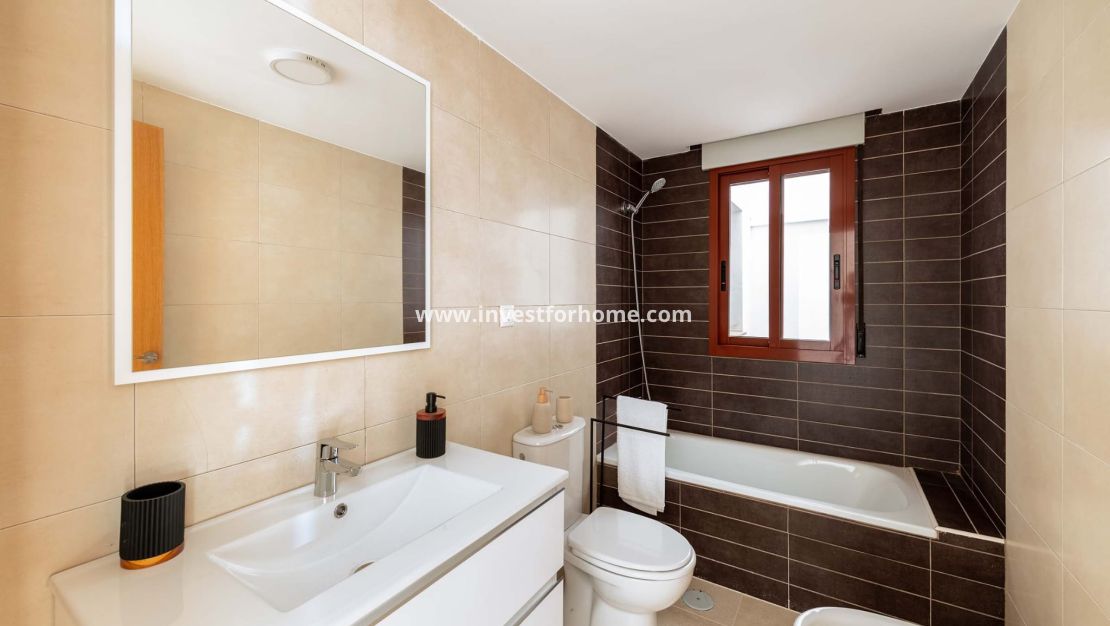 Nueva construcción - Apartamento - Jerónimo y Avileses