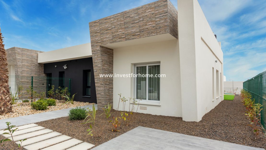 Nueva construcción - Casa - Algorfa - La Finca Golf