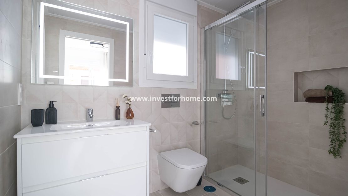 Nueva construcción - Casa - Jerónimo y Avileses