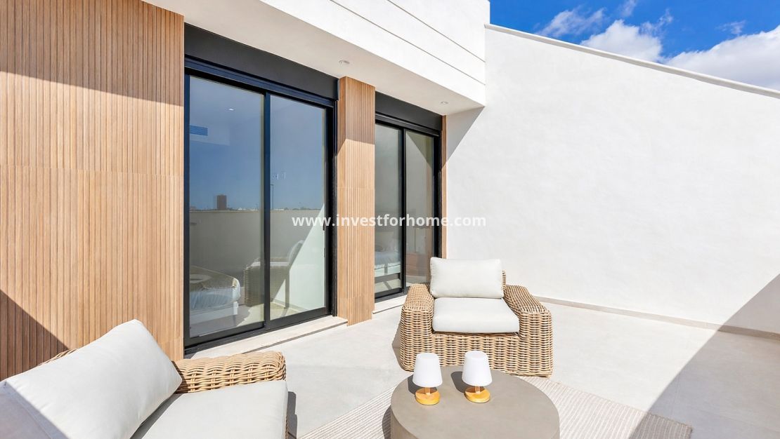 Nueva construcción - Casa - Los Alcázares