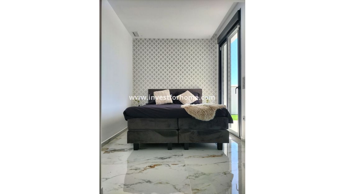 Nueva construcción - Casa - Pilar de la Horadada