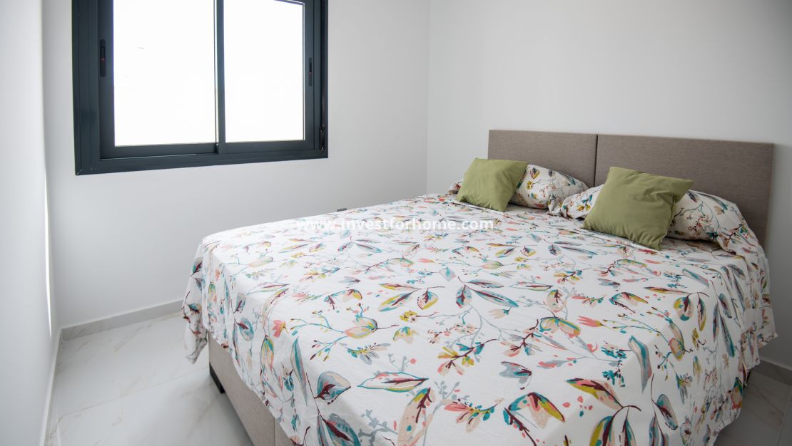 Nueva construcción - Casa - Pinar de Campoverde