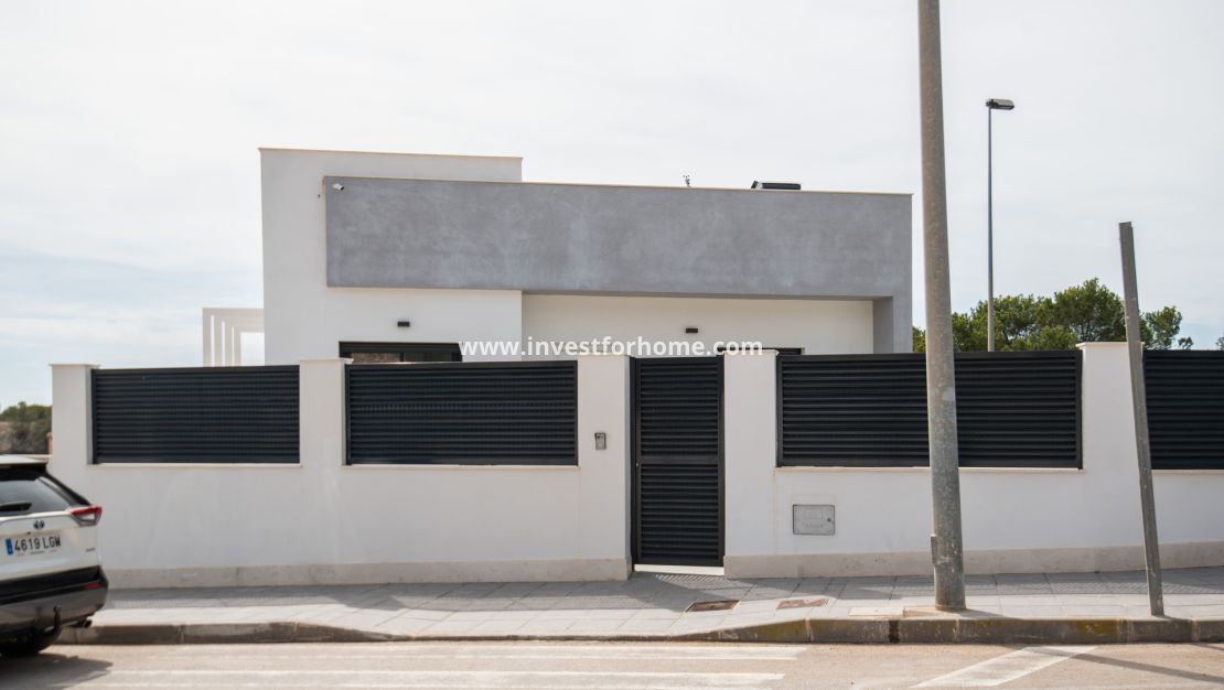 Nueva construcción - Casa - Pinar de Campoverde