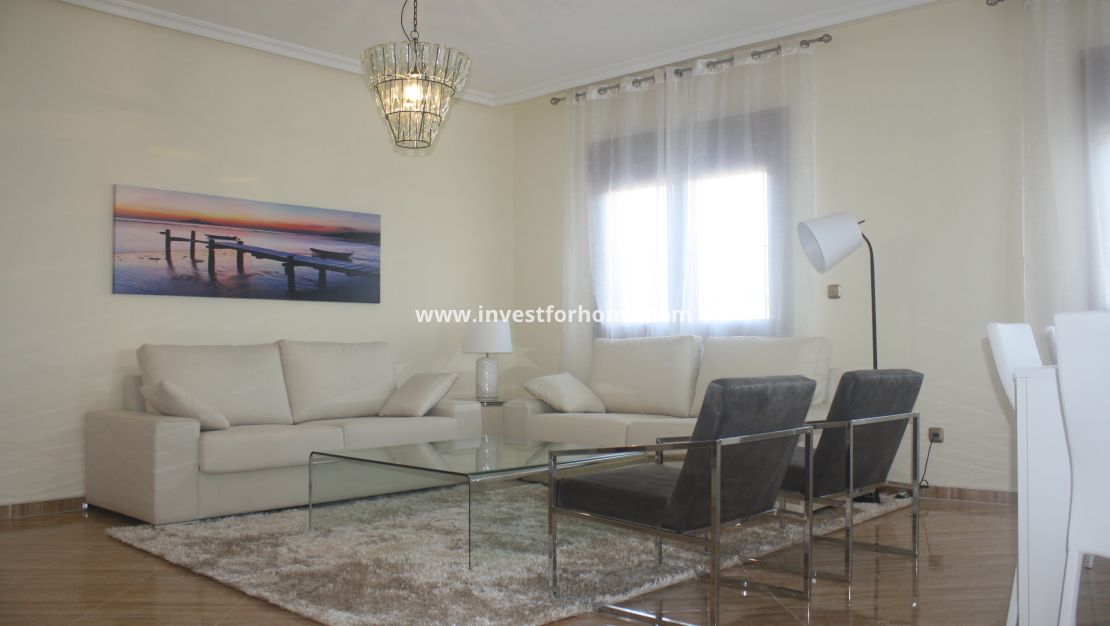 Nueva construcción - Casa - Torrevieja - Centro