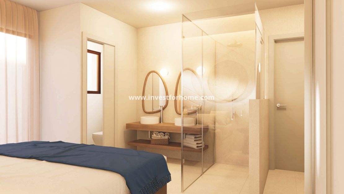 Nueva construcción - Casa - Torrevieja - Centro