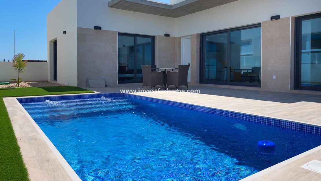 Nueva construcción - Chalet - Daya Nueva