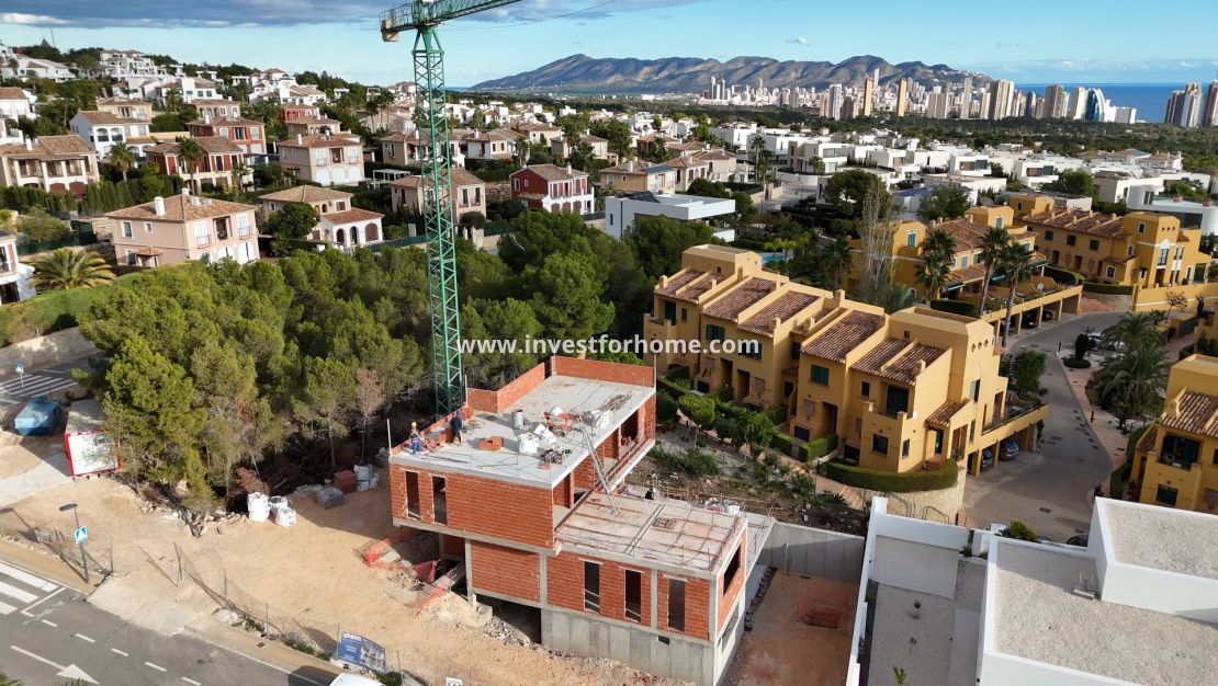 Nueva construcción - Chalet - Finestrat