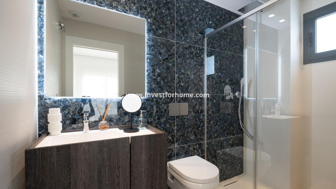 Nueva construcción - Chalet - La Marina - El Pinet