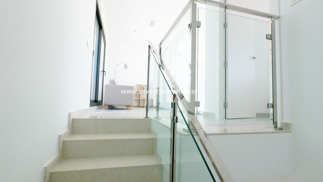 Nueva construcción - Chalet - La Marina