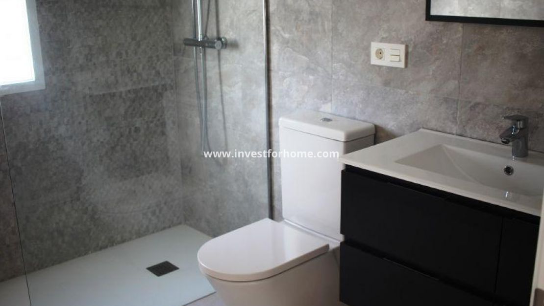 Nueva construcción - Chalet - La Romana