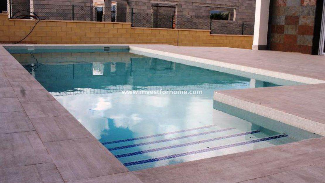 Nueva construcción - Chalet - La Romana