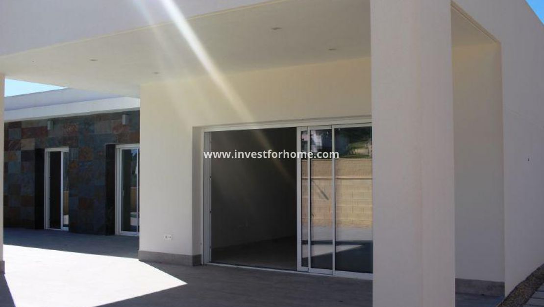 Nueva construcción - Chalet - La Romana