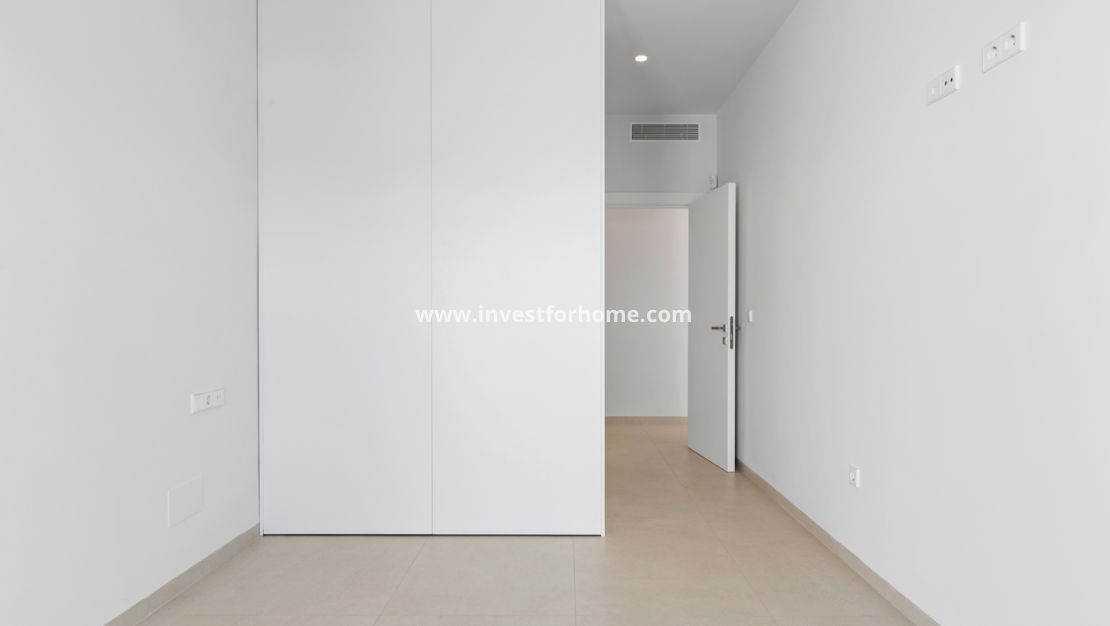 Nueva construcción - Chalet - Los Alcázares