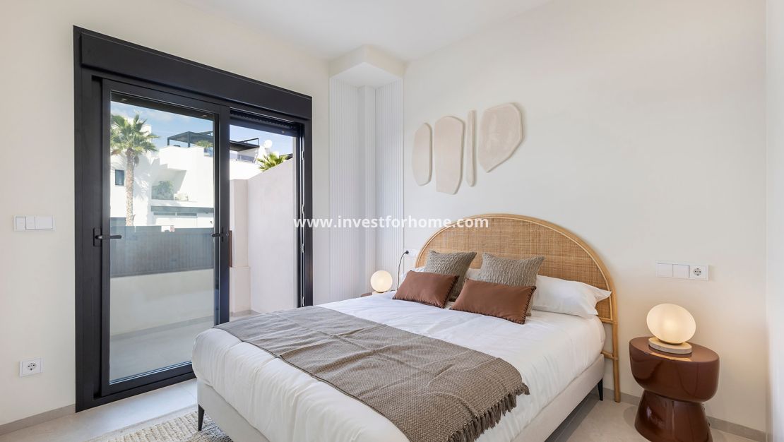 Nueva construcción - Chalet - Los Alcázares