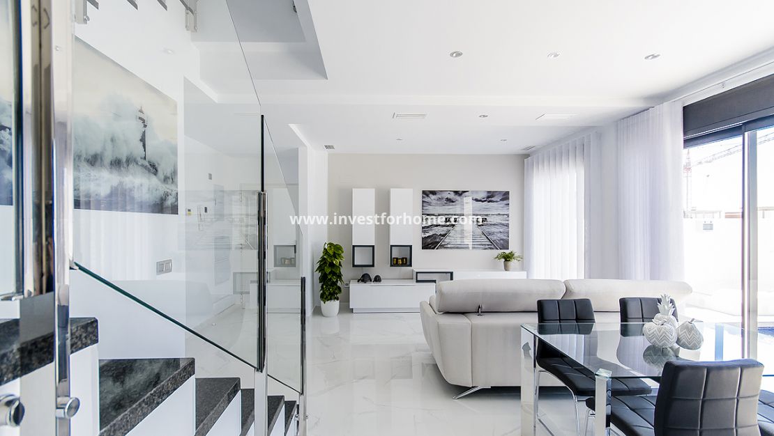 Nueva construcción - Chalet - Los Montesinos - Vistabella Golf