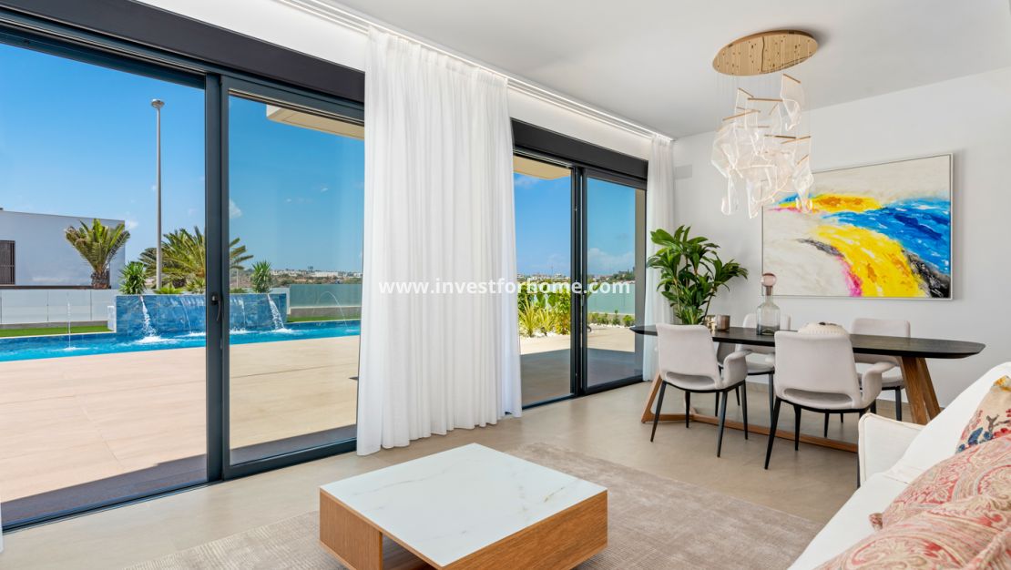 Nueva construcción - Chalet - Orihuela Costa - Dehesa de Campoamor