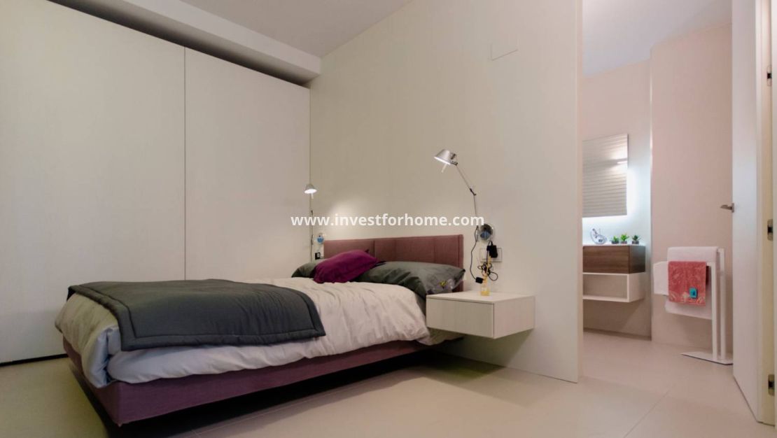 Nueva construcción - Chalet - Orihuela Costa - Dehesa de Campoamor