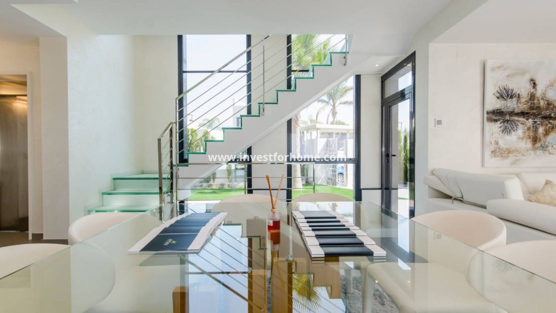 Nueva construcción - Chalet - Orihuela Costa - Dehesa de Campoamor