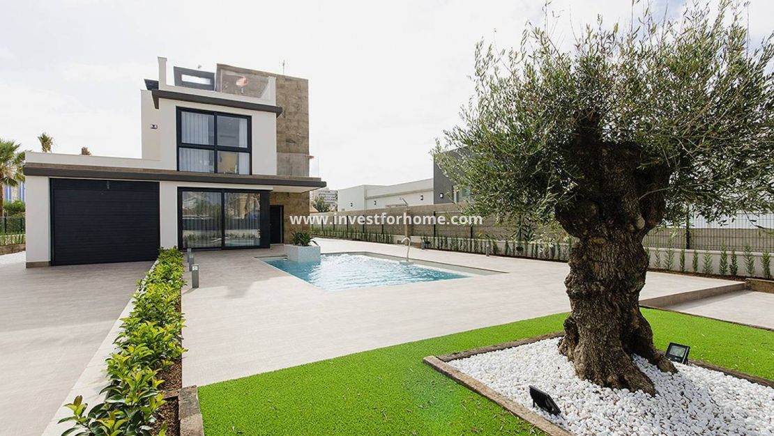 Nueva construcción - Chalet - Orihuela Costa - Dehesa de Campoamor