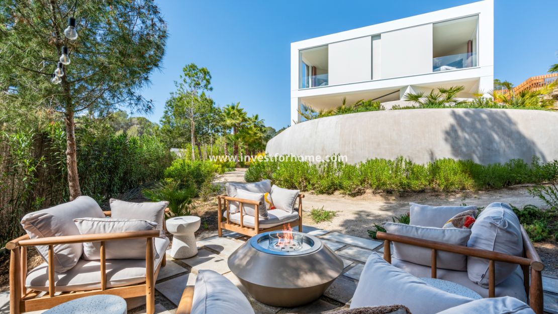 Nueva construcción - Chalet - Orihuela Costa - Las Colinas Golf