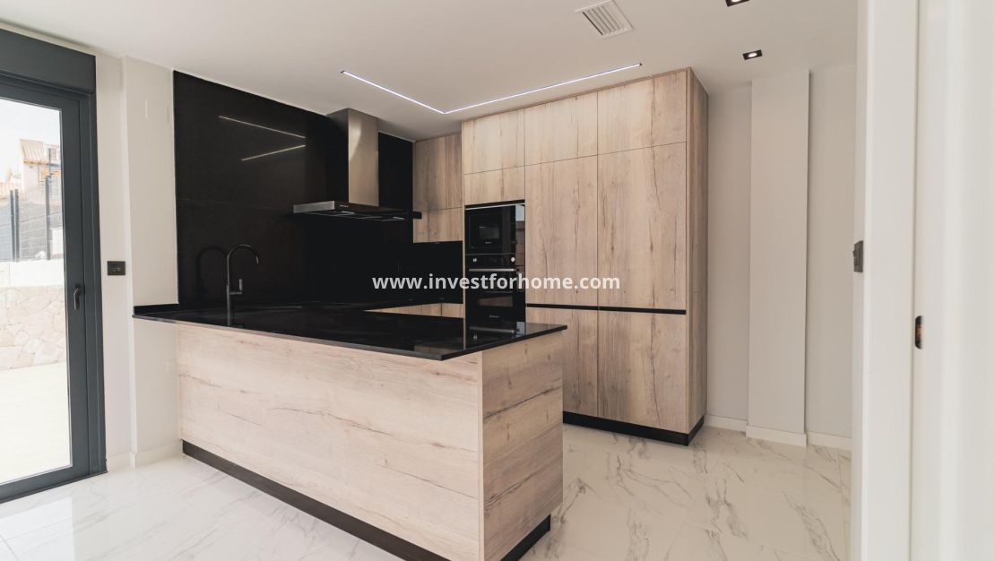 Nueva construcción - Chalet - Orihuela Costa - Punta Prima