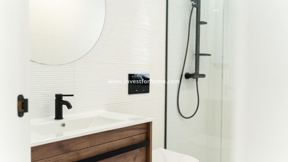 Nueva construcción - Chalet - Orihuela Costa - Punta Prima