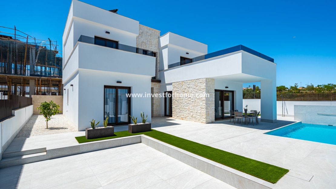 Nueva construcción - Chalet - Orihuela Costa - Vistabella Golf