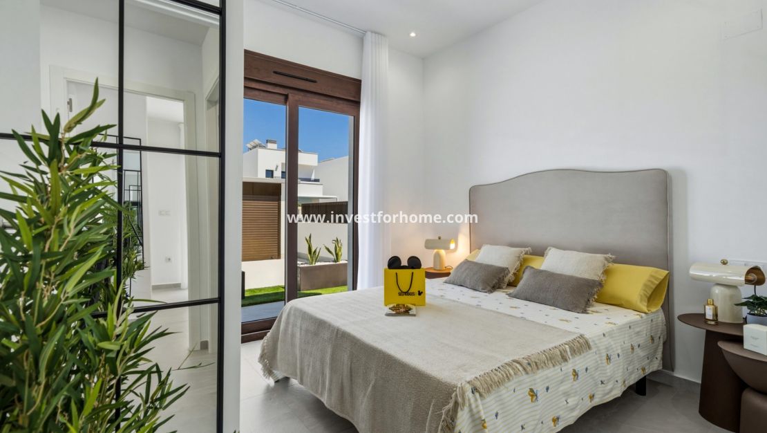 Nueva construcción - Chalet - Orihuela Costa - Vistabella Golf